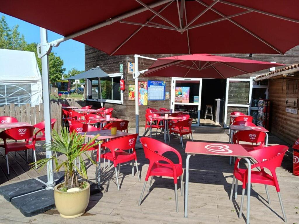 Mobil-Home Le Petit Paradis Vendeen Camping 3 Etoiles 7Km Des Plages Avrillé Extérieur photo