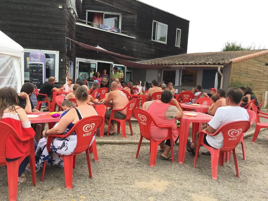 Mobil-Home Le Petit Paradis Vendeen Camping 3 Etoiles 7Km Des Plages Avrillé Extérieur photo